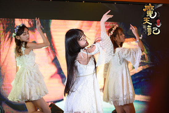 《魔天记》SNH48现身《魔天记》发布会引爆全场